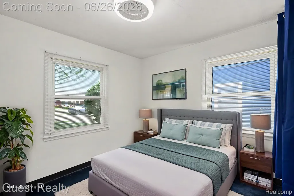 26215 Barnes Street Roseville City MI 48066