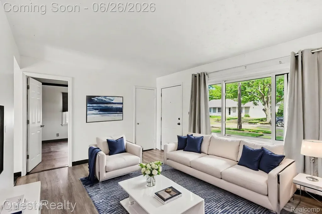 26215 Barnes Street Roseville City MI 48066