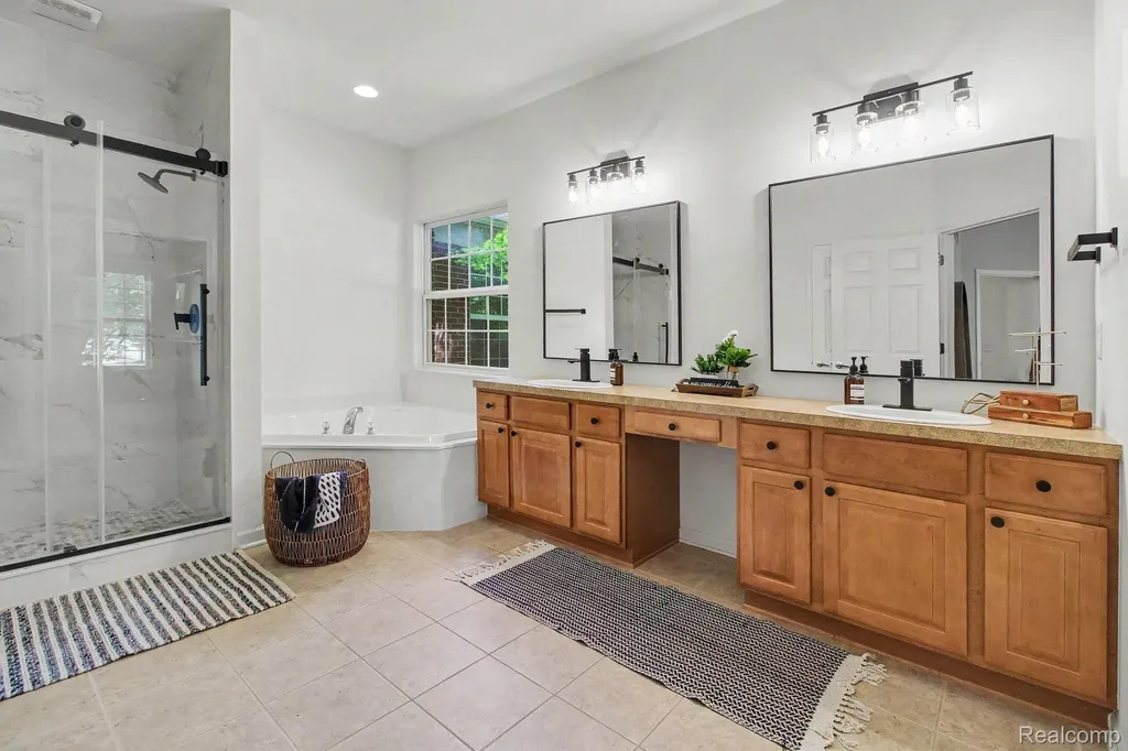 49756 Great Falls Road Canton Charter Township MI 48188
