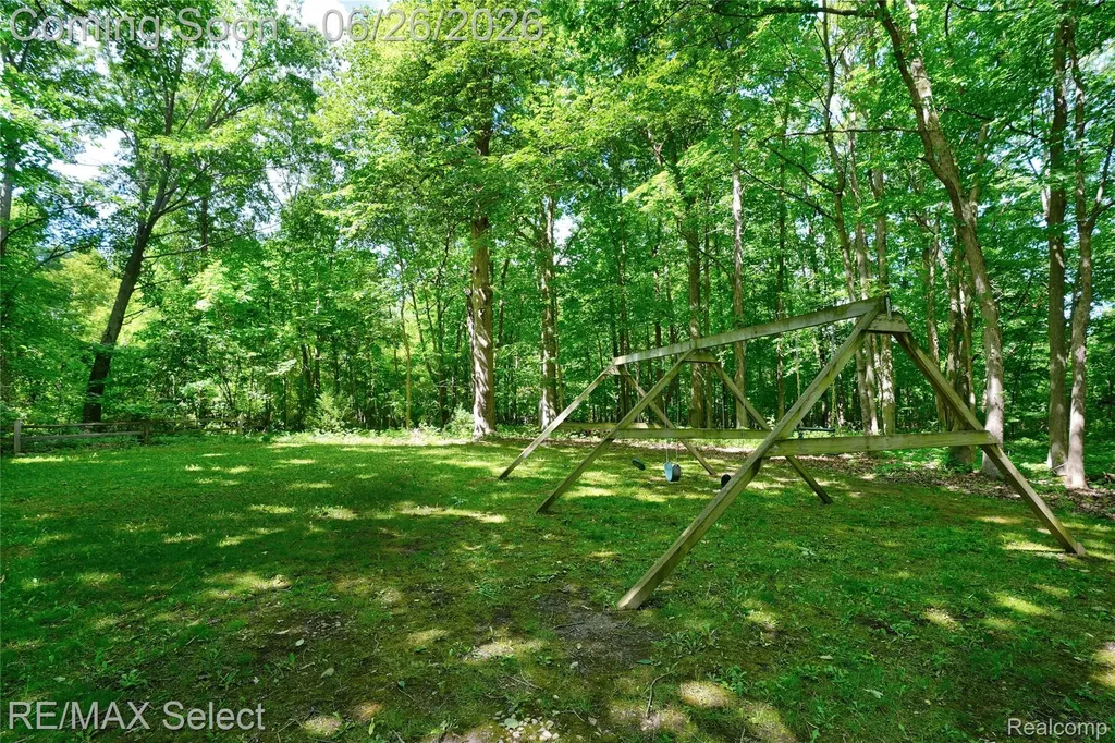 4449 Pondview Drive Mundy Township MI 48473