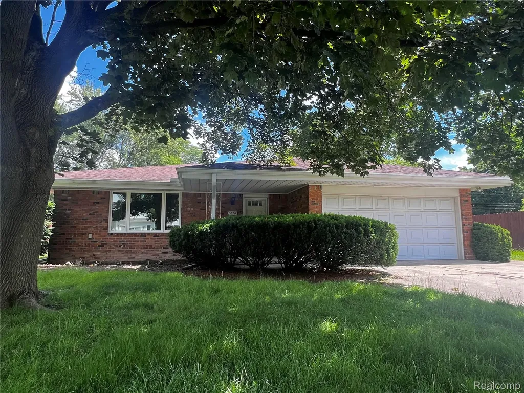 3582 Paddington Drive Troy City MI 48084