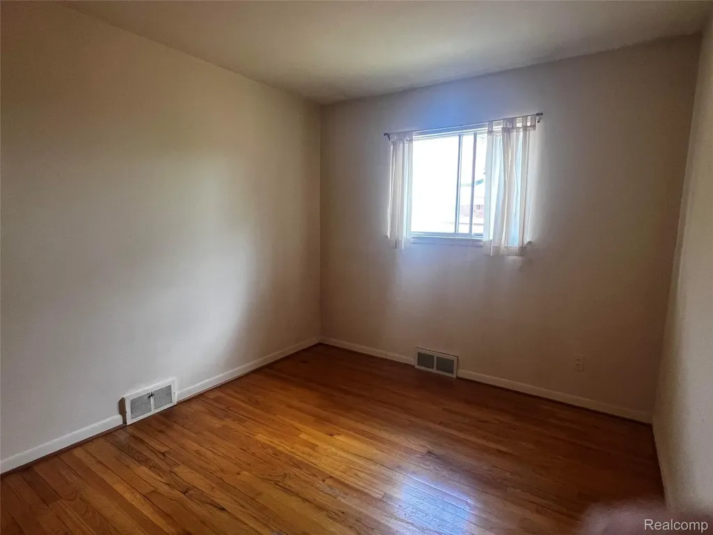 3582 Paddington Drive Troy City MI 48084