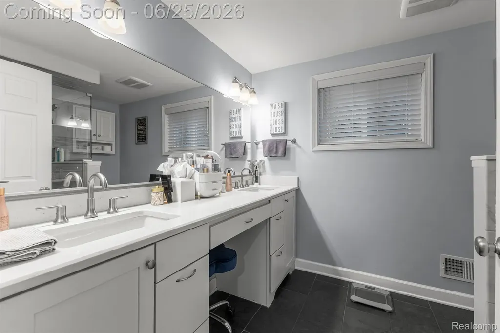 520 Byron Street Plymouth City MI 48170