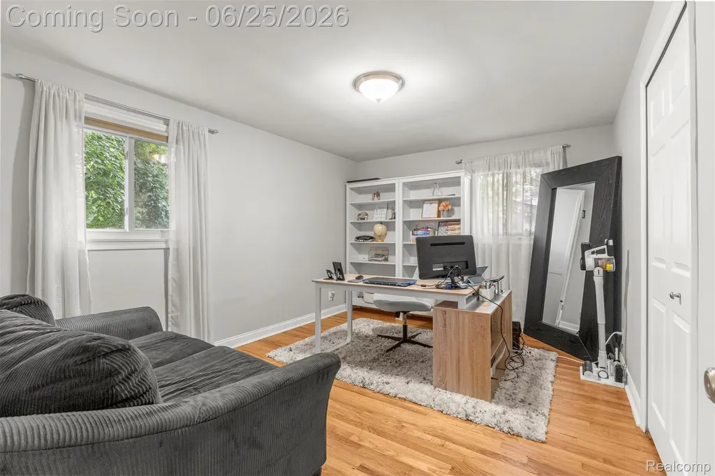 520 Byron Street Plymouth City MI 48170