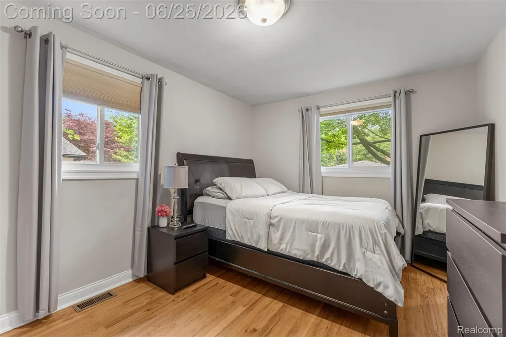 520 Byron Street Plymouth City MI 48170
