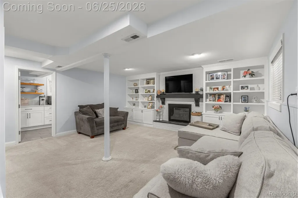520 Byron Street Plymouth City MI 48170