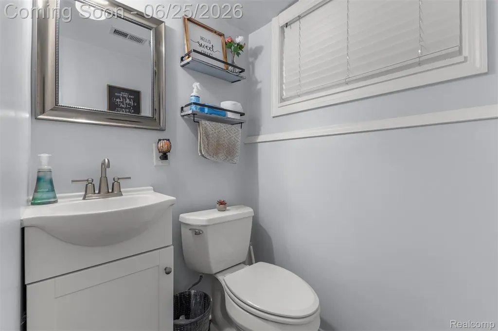 520 Byron Street Plymouth City MI 48170