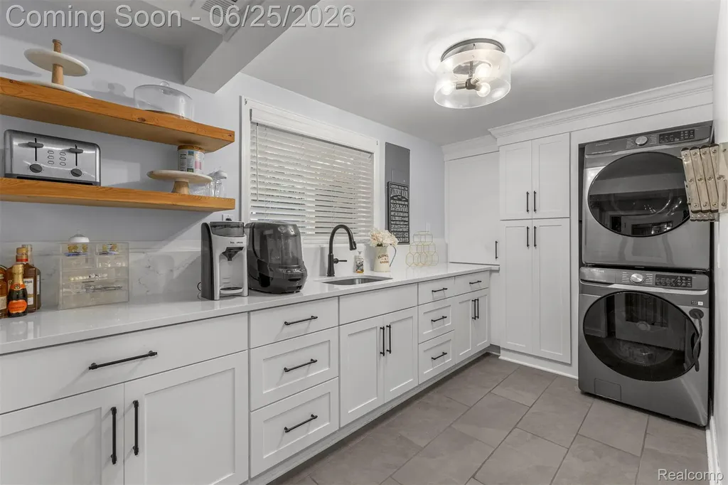 520 Byron Street Plymouth City MI 48170