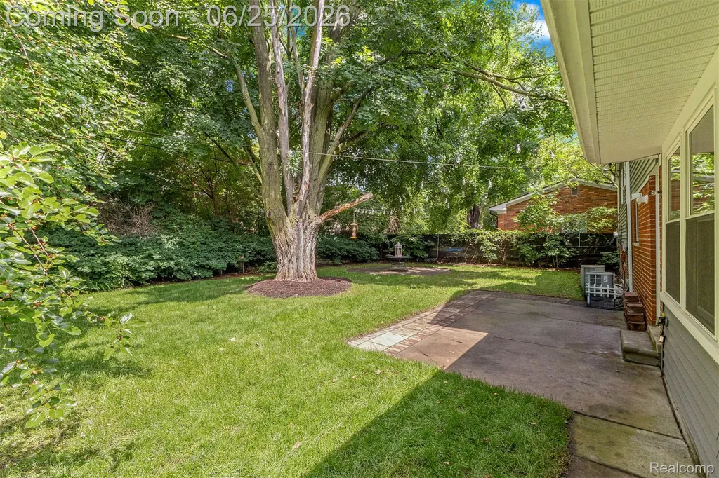 520 Byron Street Plymouth City MI 48170