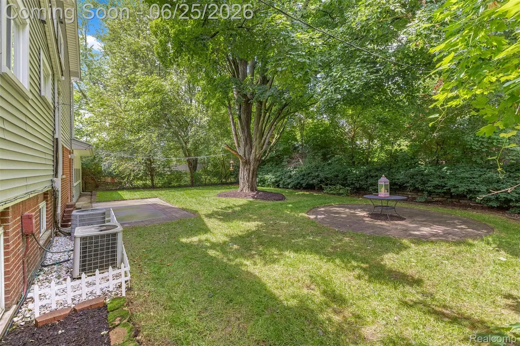 520 Byron Street Plymouth City MI 48170