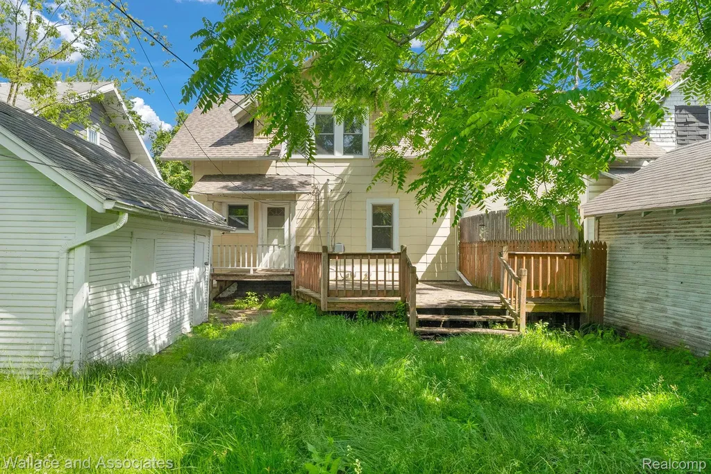 1222 Minnie Street Port Huron City MI 48060