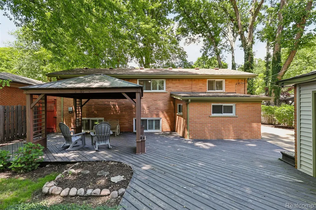 1313 Beech Street Plymouth City MI 48170