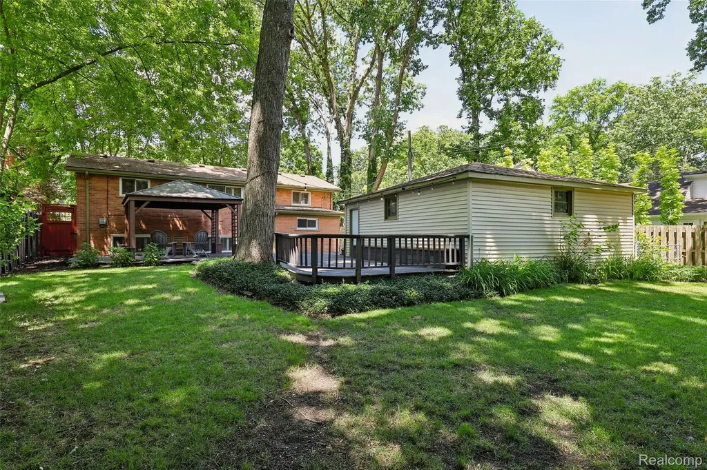 1313 Beech Street Plymouth City MI 48170