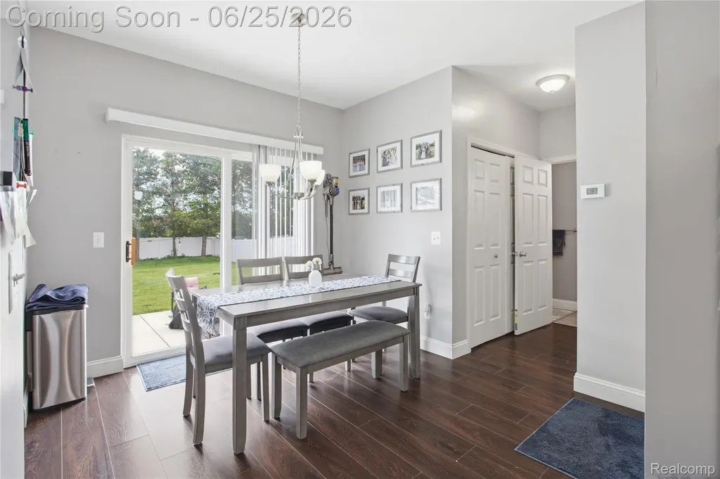 30498 Caroline Emily Chesterfield Township MI 48051
