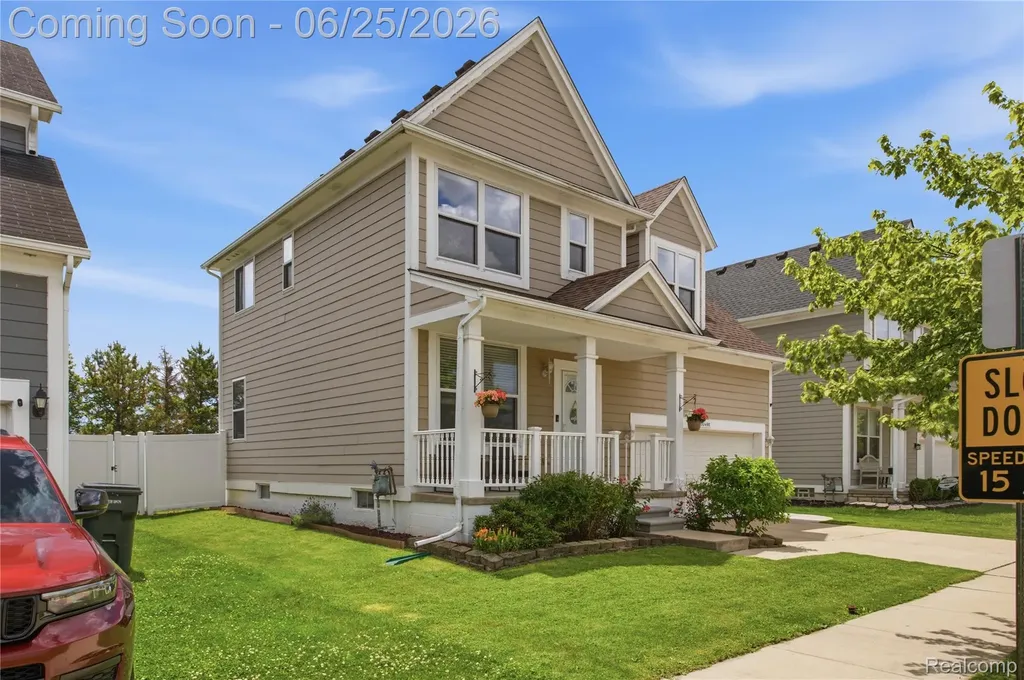 30498 Caroline Emily Chesterfield Township MI 48051