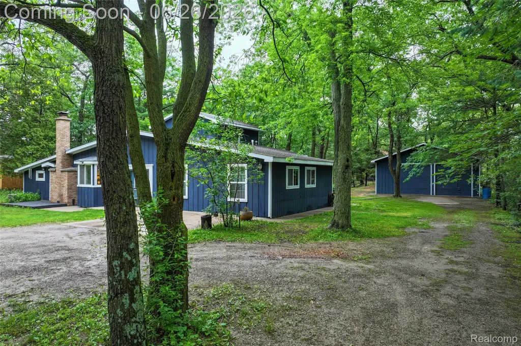 6630 Russell Drive Lake Township MI 48725