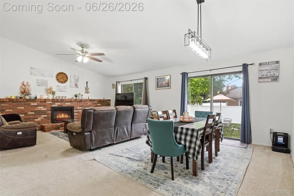 38833 Reo Drive Livonia City MI 48154