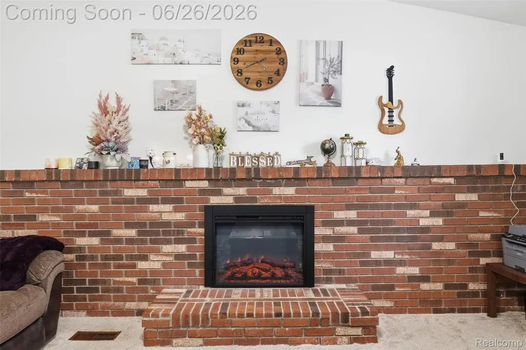38833 Reo Drive Livonia City MI 48154