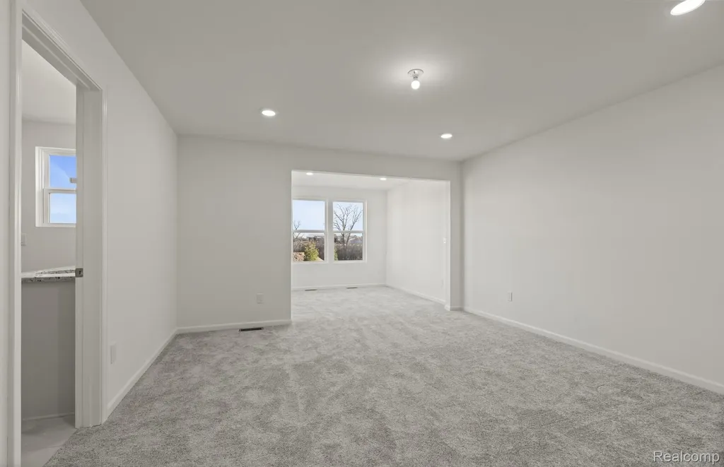 5684 Corgi Drive Pittsfield Charter Township MI 48108
