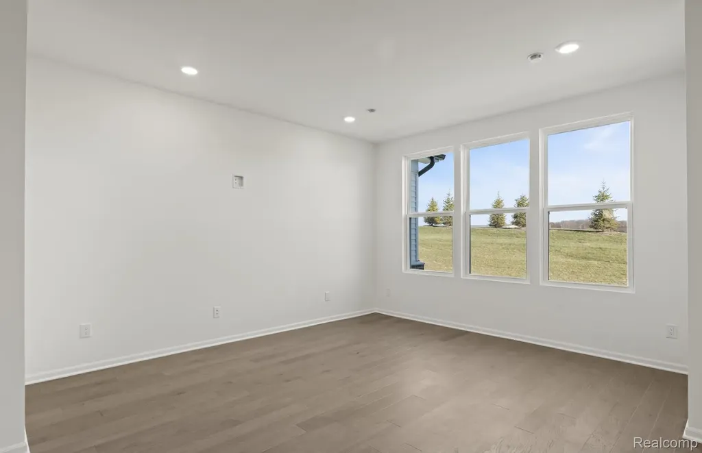 5684 Corgi Drive Pittsfield Charter Township MI 48108