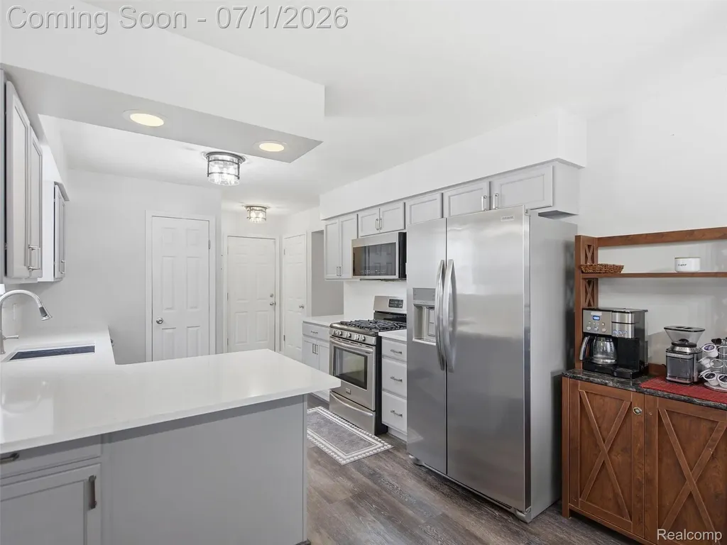 6195 Lake Forest Drive Grand Blanc Charter Township MI 48439