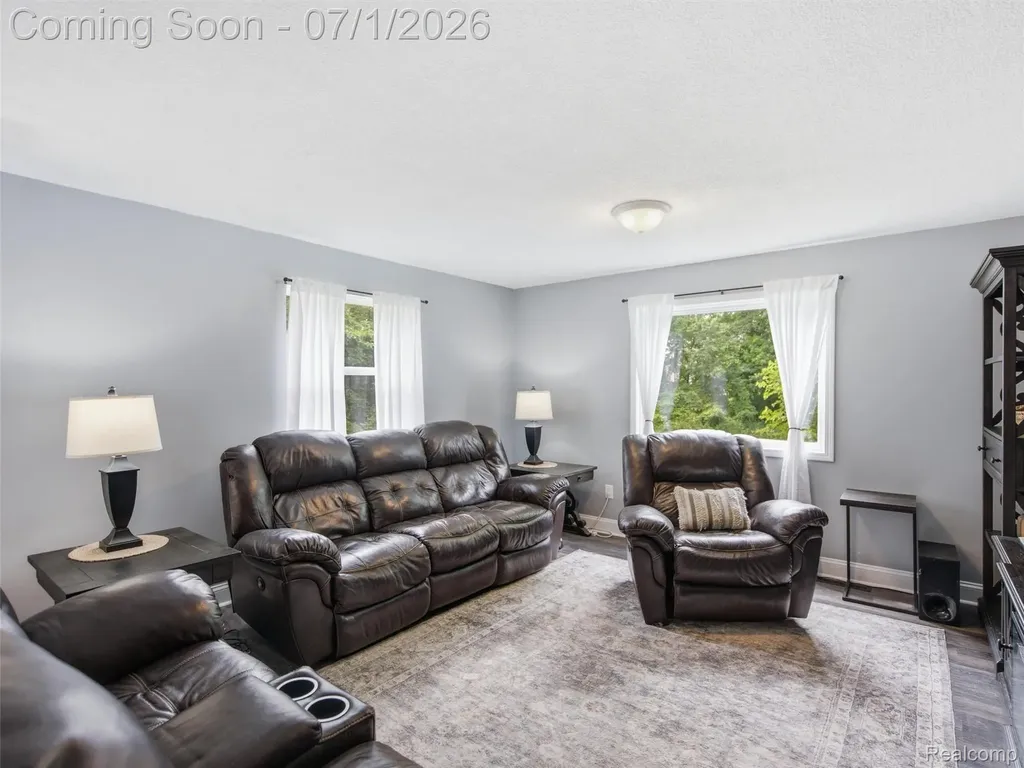 6195 Lake Forest Drive Grand Blanc Charter Township MI 48439