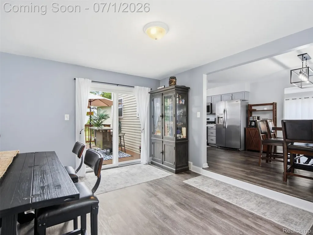 6195 Lake Forest Drive Grand Blanc Charter Township MI 48439