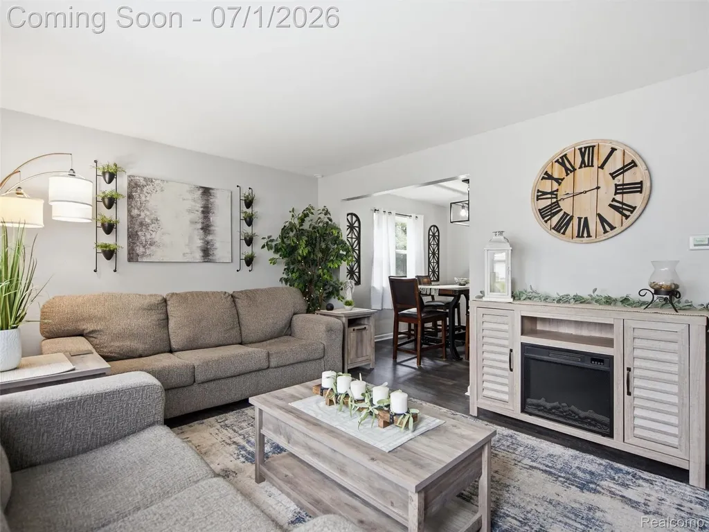 6195 Lake Forest Drive Grand Blanc Charter Township MI 48439