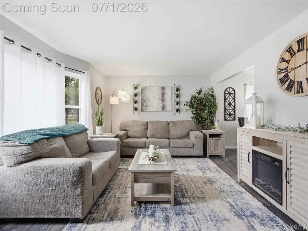 6195 Lake Forest Drive Grand Blanc Charter Township MI 48439
