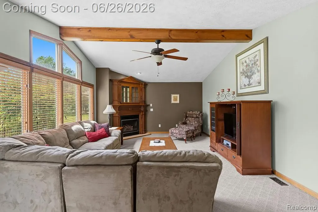 5835 Macmillan Way Delhi Charter Township MI 48911