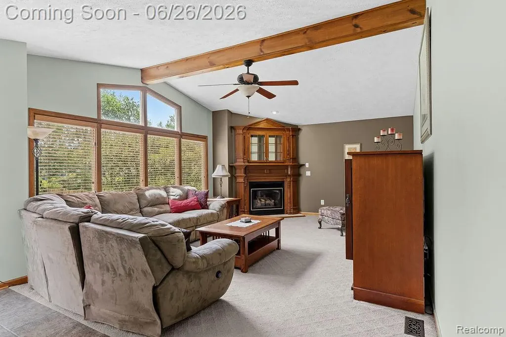 5835 Macmillan Way Delhi Charter Township MI 48911