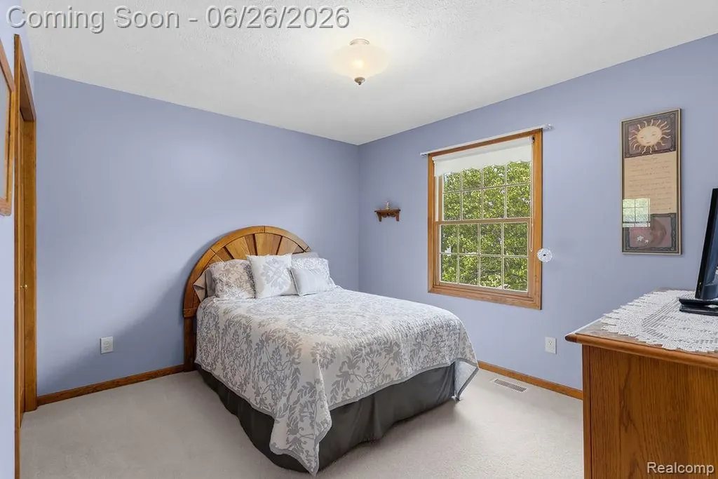 5835 Macmillan Way Delhi Charter Township MI 48911