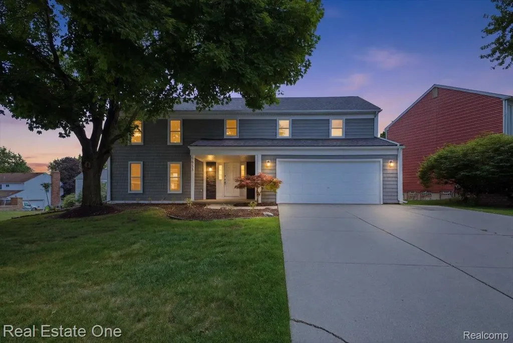 5485 Hammersmith Drive West Bloomfield Charter Township MI 48322