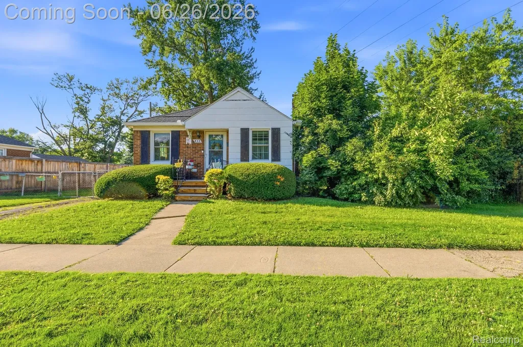 853 Wordsworth Street Ferndale City MI 48220