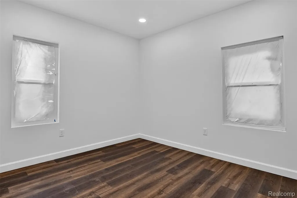 16883 Santa Rosa Drive Detroit City MI 48221
