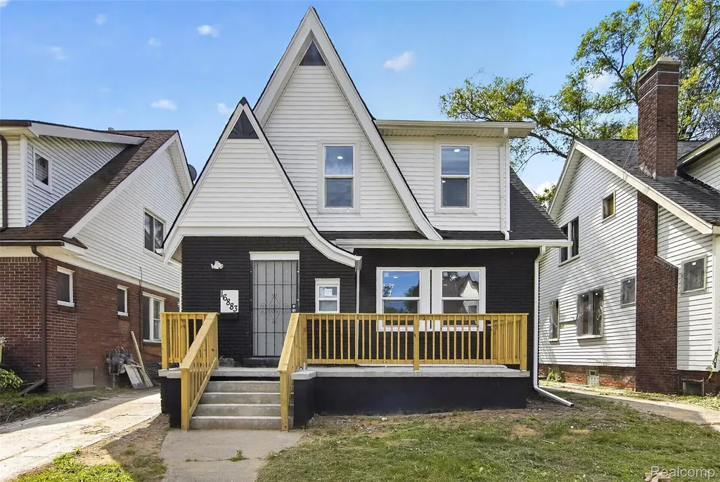 16883 Santa Rosa Drive Detroit City MI 48221
