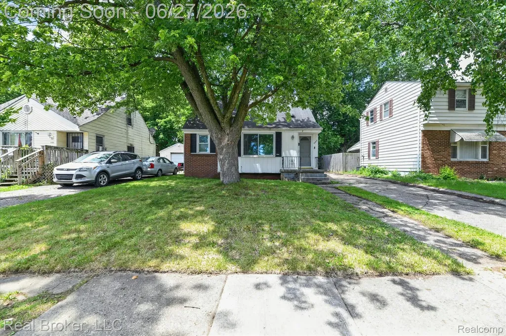 602 S Meade Street Flint City MI 48503