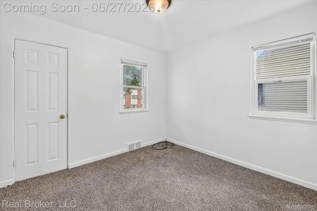 602 S Meade Street Flint City MI 48503