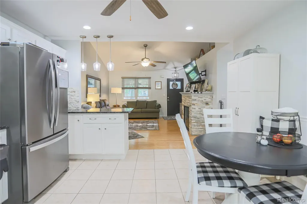 39567 Macomber Street Harrison Charter Township MI 48045