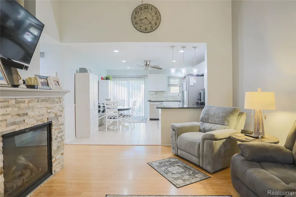 39567 Macomber Street Harrison Charter Township MI 48045