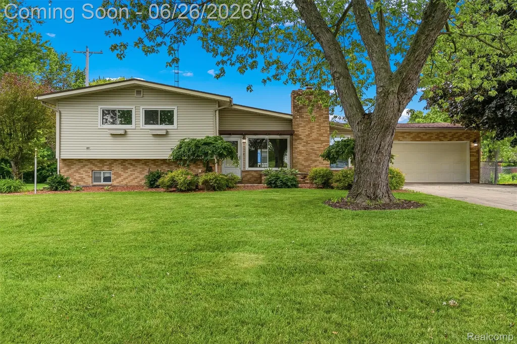 5120 Hillcrest Circle Genesee Charter Township MI 48506