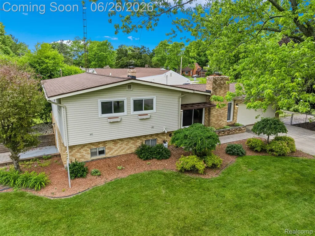 5120 Hillcrest Circle Genesee Charter Township MI 48506