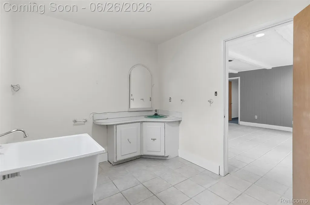 5120 Hillcrest Circle Genesee Charter Township MI 48506