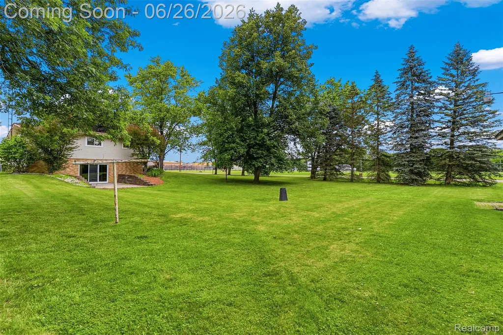 5120 Hillcrest Circle Genesee Charter Township MI 48506