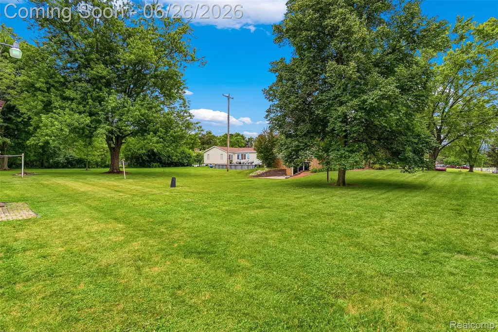 5120 Hillcrest Circle Genesee Charter Township MI 48506