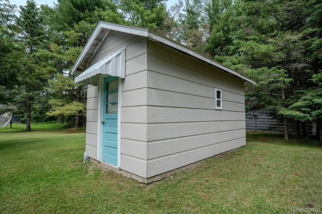 4350 N Shrew Road Alcona Township MI 48742