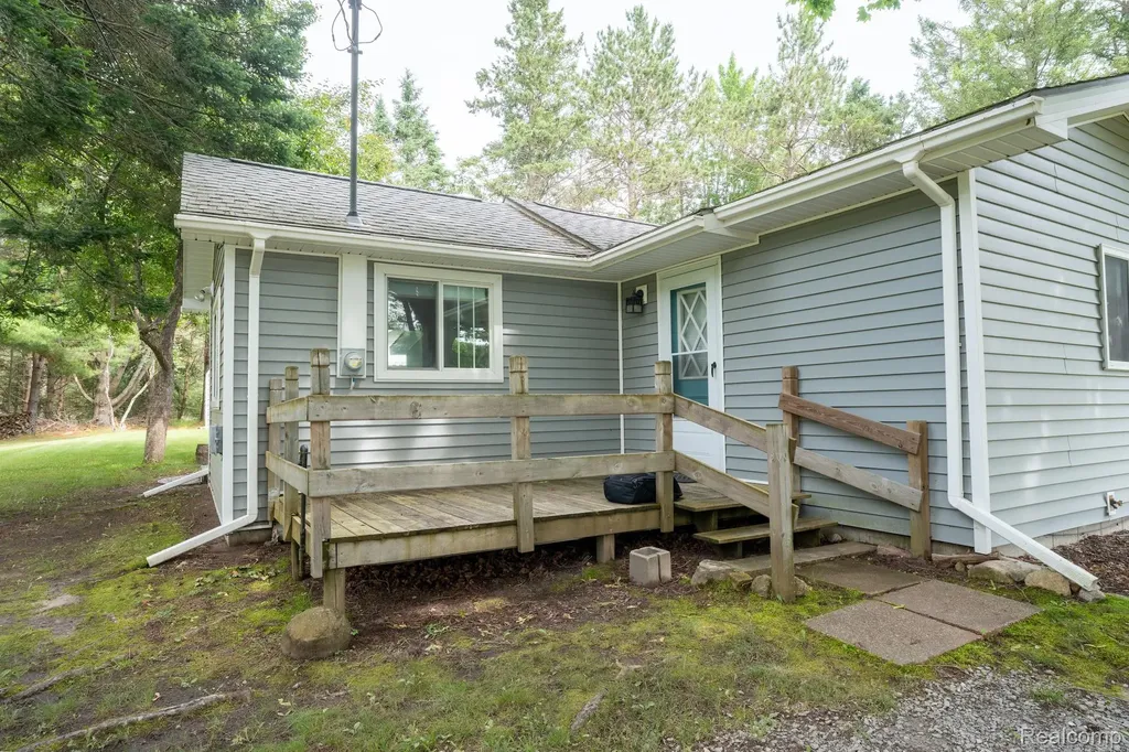 4350 N Shrew Road Alcona Township MI 48742