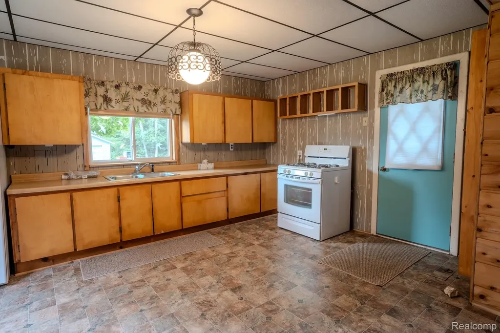 4350 N Shrew Road Alcona Township MI 48742
