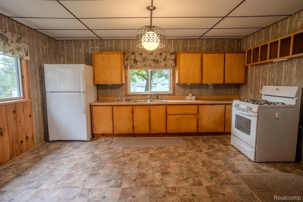 4350 N Shrew Road Alcona Township MI 48742