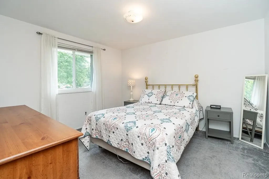 11678 Monsbrook Court Sterling Heights City MI 48312
